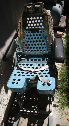 Douglas dc-9 aircraft pilot cockpit seat