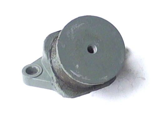 Yamaha wave raider venture 1100 engine motor mount gp xl 760 suv 1200 oem