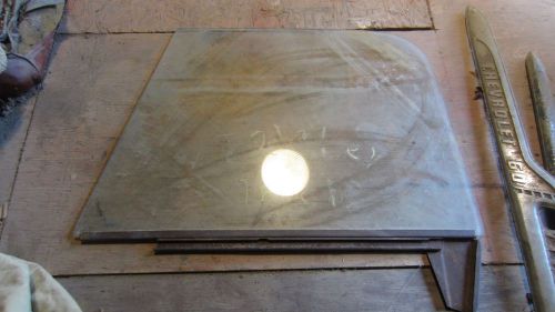 1968-72 chevrolet truck door glass /right side
