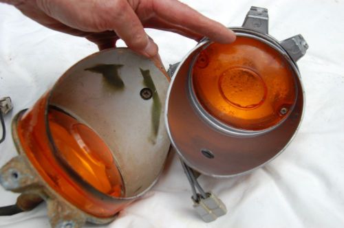 70-74 challenger front turn signal parking  light  housing set  - left and right