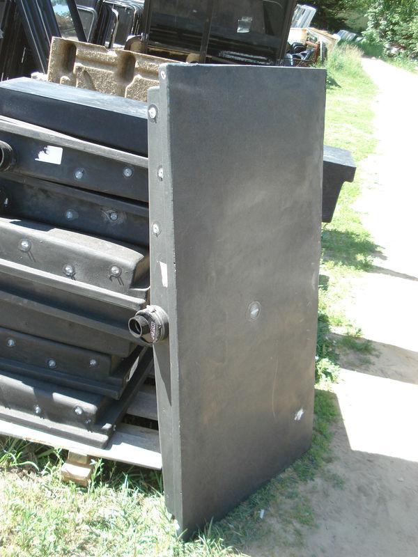 Rv holding tank, 33 gallon, 28"x54"x6", black/gray water, new, side drain, #301