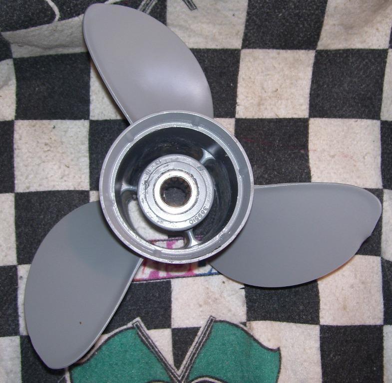 13 x 19 johnson evinrude stainless steel boat prop #389510 oem factory propeller
