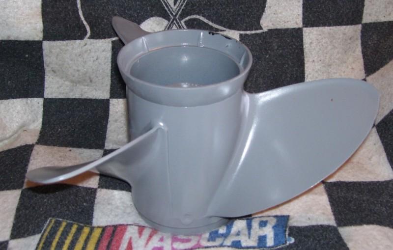 13 x 19 JOHNSON EVINRUDE STAINLESS STEEL BOAT PROP #389510 OEM FACTORY propeller, US $129.99, image 2