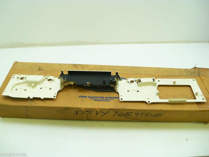 NOS 1975-76 Lincoln Continental Instrument Cluster Indicator Mounting Plate, US $16.11, image 2
