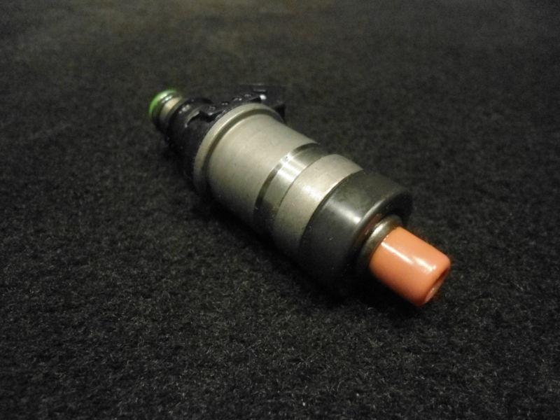 Sell Fuel Injector 18715T 1 19982005 150300HP Mercury/Mariner Boat