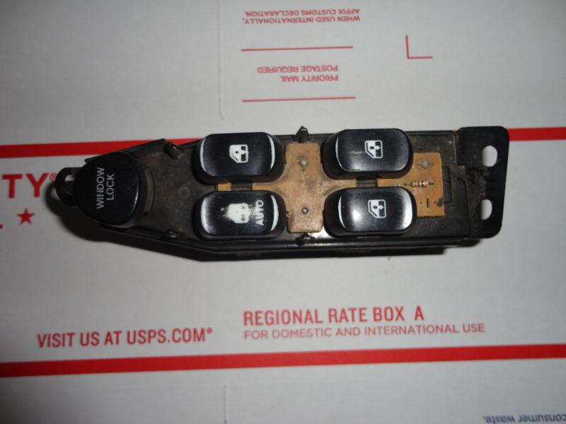 Sell 1996 2000 HYUNDAI ELANTRA main Master Power Driver Window Switch