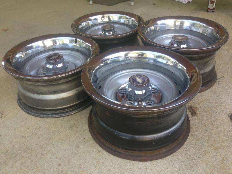 Sell CHEVY GMC TRUCK COMPLETE SET TWO 15x8, TWO 15X7, 5 LUG OEM Rally