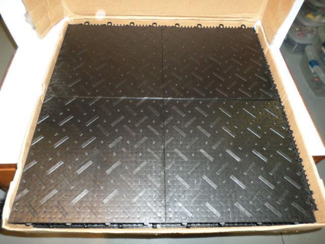 Craftsman black polypropylene 1 ft. x 1 ft. garage floor tile (40 - case) 61015