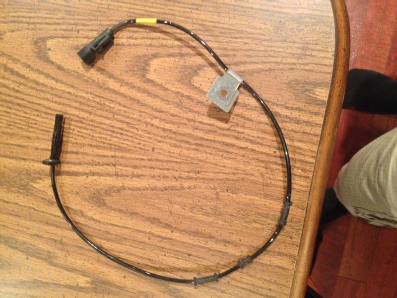 Acdelco oe service 20811372 front abs wheel sensor-abs wheel speed sensor