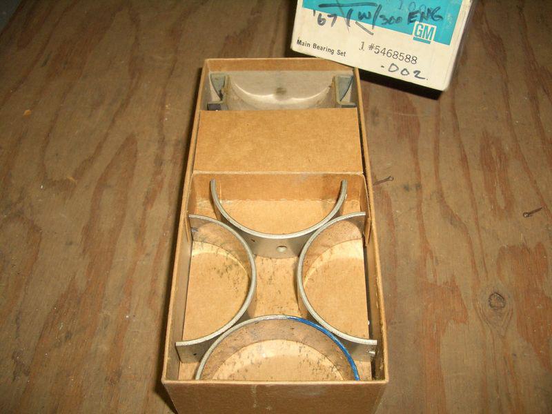 1967 buick nos main bearing set standard trans with 300 engine