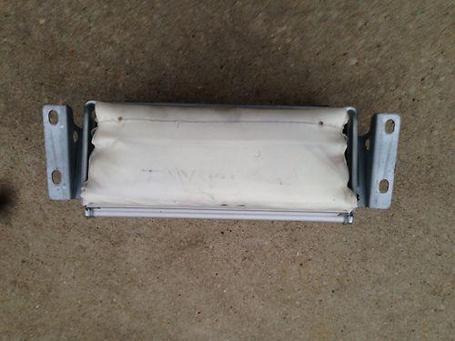 04 porsche cayenne passenger side air bag