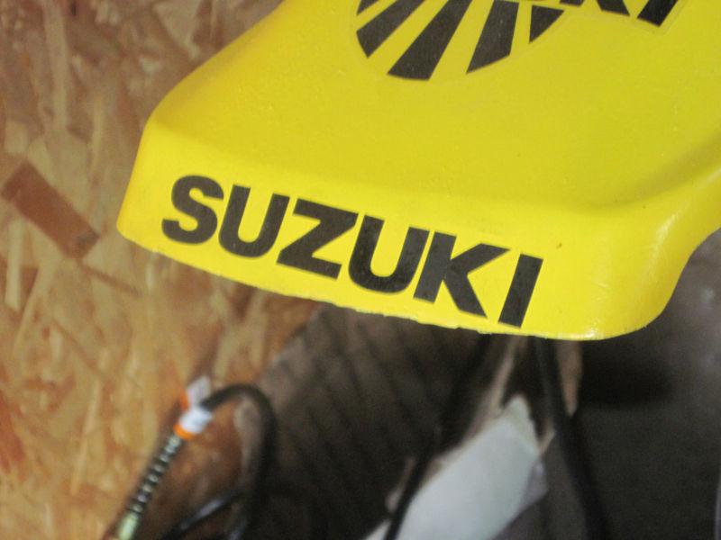 1979 rm 400, 250, 125 rear fender decal. vintage ahrma