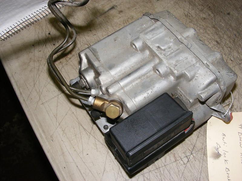 Sell 94 BMW R1100RS ANTI LOCK BRAKE SYSTEM in Akron, Ohio, US, for US