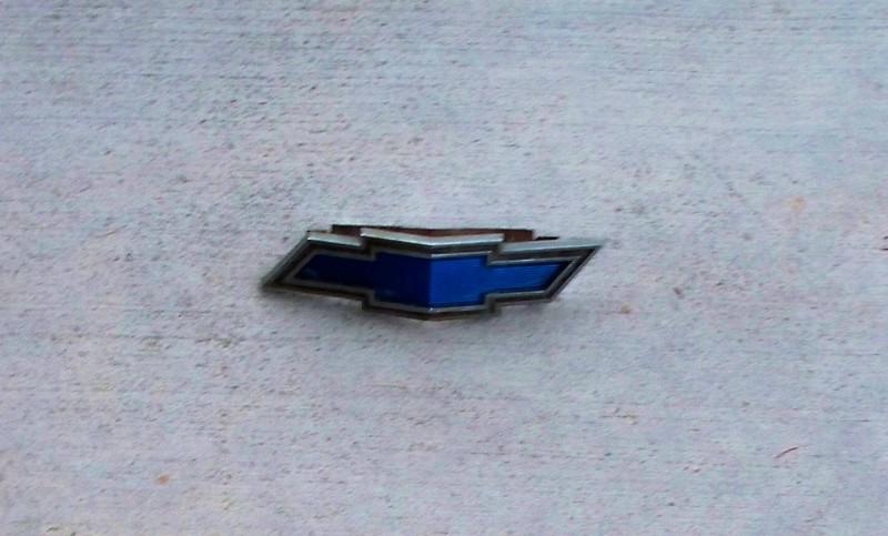 1969 chevrolet impala ss caprice grille bowtie