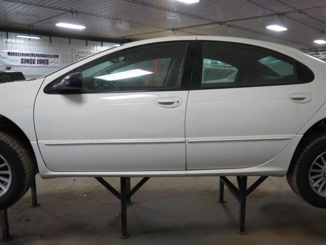 2004 chrysler concorde front door left 2596251