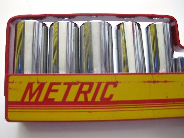 NEW Mac Tools 14 pc 3/8