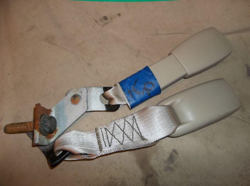 Sell 9804 Cadillac Seville STS, SLS drivers left rear female seat belt buckles in Lunenburg