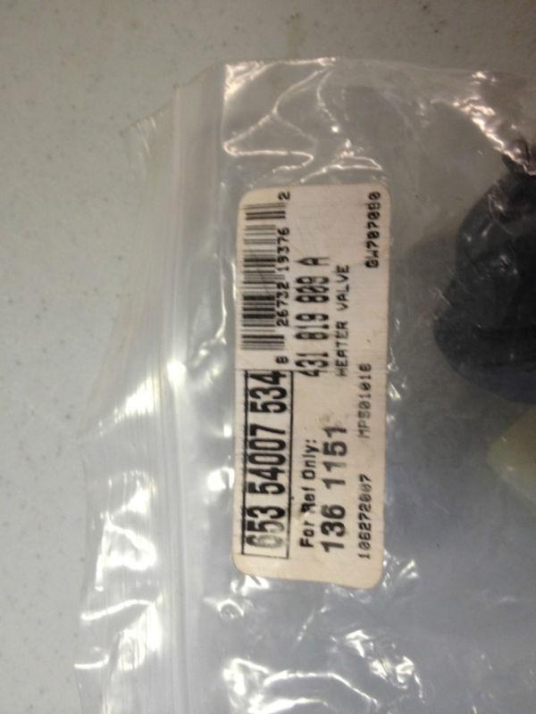 Sell Porsche 944/Turbo Heater Control Valve in DeLand, Florida, US, for