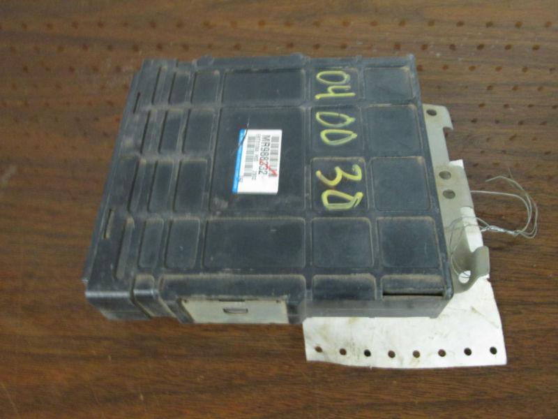 (bb2036) 03 mitsubishi lancer   engine control module   mr988332