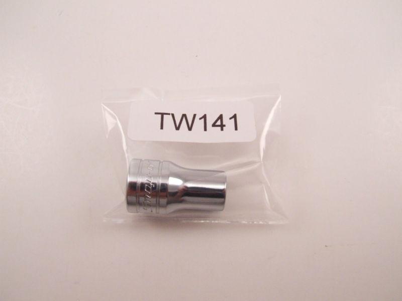 Snap on tools 1/2" drive 6 point shallow sae 7/16" socket tw141