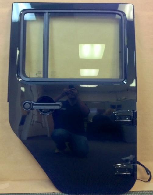 Right rear door, 2007-2012 jeep wrangler 4 door   complete brand new no damage
