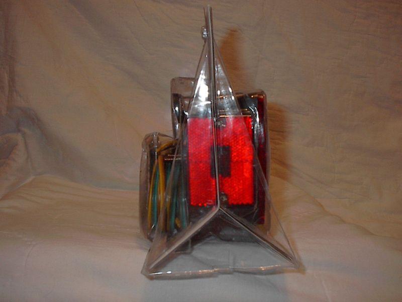 Optronics Universal Trailer Light Kit TL-11RK, US $29.99, image 2