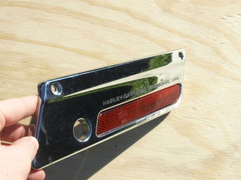 █ █ █ OEM HARLEY ROAD KING SADDLEBAG LATCH COVER 90601-93A █ █ █ , US $12.99, image 2