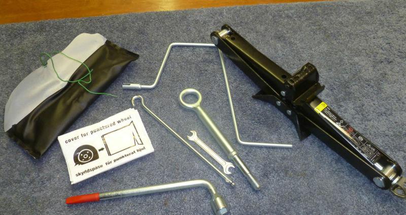 2003-2012 volvo xc90 oem tire change tool kit, jack/hook, wrenches & case