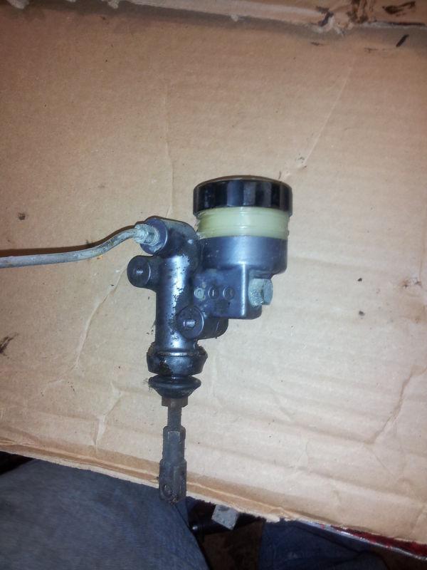 1976 honda goldwing gl 1000 rear master cylinder  sid4