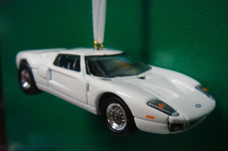 2005 '05  ford mustang gt white christmas tree ornament