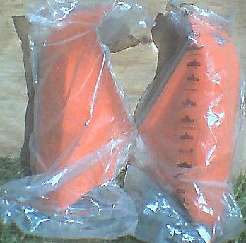 Motorbecane leg shields for mopeds