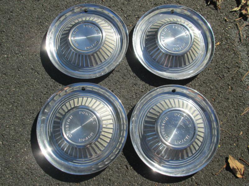 Purchase 1959 PONTIAC BONNEVILLE HUBCAPS in Oradell, New Jersey, US