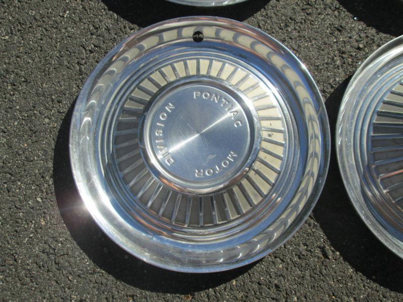 Purchase 1959 PONTIAC BONNEVILLE HUBCAPS in Oradell, New Jersey, US