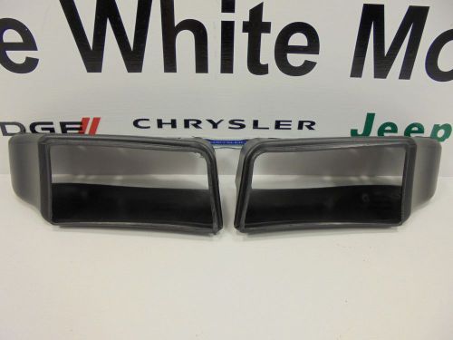 08-14 dodge challenger new front air dam duct right &amp; left black mopar oem