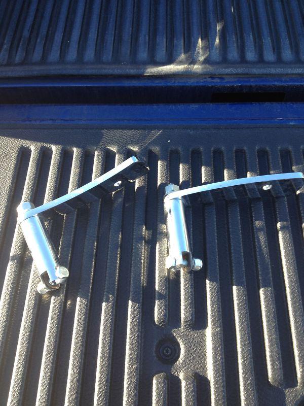2010 harley davidson street bob highway peg mounts, US $40.00, image 3