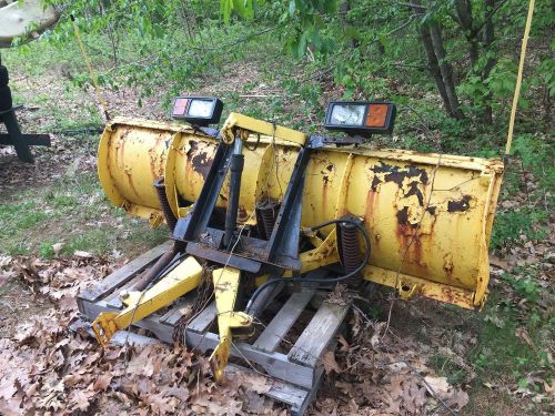 7 1/2 ft fisher old school plow