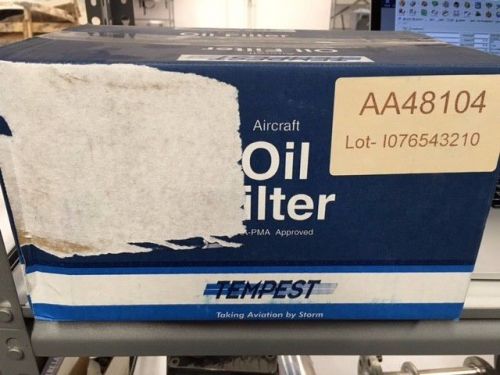 Case of aa48104 oil filters