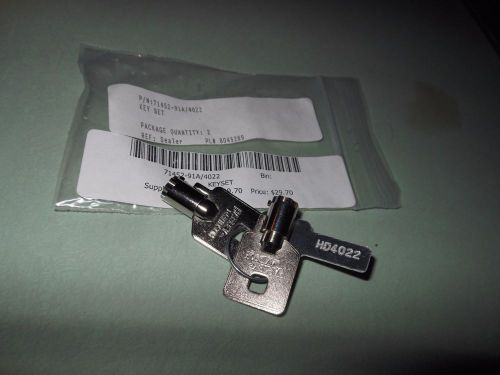 New oem harley davidson qty. 1 set 2 keys code # 4022 # 71452-91a