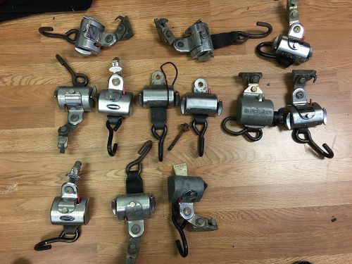Lot of 12 q'straint wheelchair restraints  08081 rear