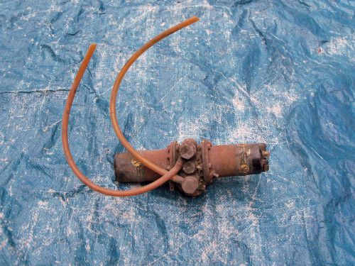 Jaguar v-12 e-type  double fuel pump ( original piece ), untested core.
