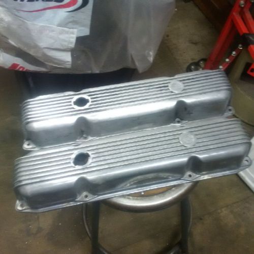 Purchase Vintage Cal custom 440 mopar valve covers finned aluminum 383