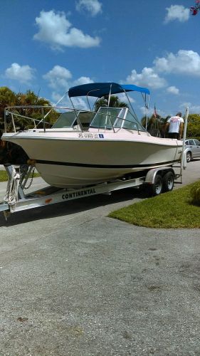 Boat wellcraft, 20 ft motor mercury 200 hp , trailer aluminum continental super!
