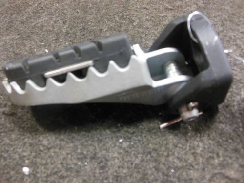 Oem foot peg left silver &amp; mount off 2014 ktm 1190 adventure 78003040050 #u3226.