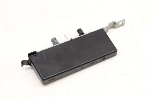 2011-2013 porsche cayenne - right antenna booster 95864731200