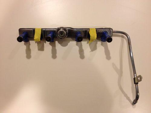 2007-2013 toyota yaris set of 4 fuel injectors oem (1.5l)