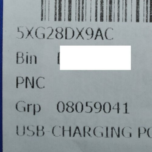Oem new 2017-2020 mopar jeep cherokee compass front charging port usb 5xg28dx9ad