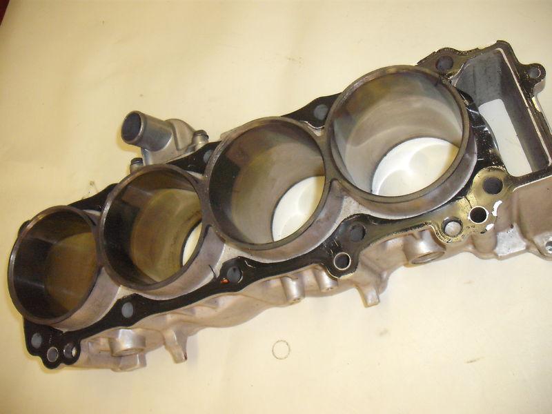 2000 suzuki hayabusa 1300 cylinder