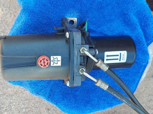 Volvo Penta SX OMC Cobra SX Trim / Tilt Hydraulic Trim Fresh Water., US $249.00, image 2