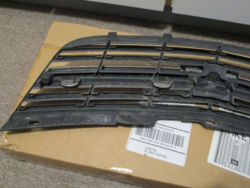 CHEVY IMPAL GRILLGRILLE 2000 00 2001 01 2002 02 2003 03 2004 04 2005 05 READ, US $44.99, image 2