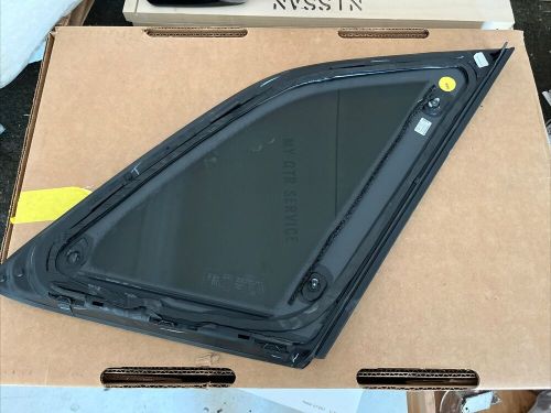 2018-2024 audi q5 quarter glass (driver’s side)